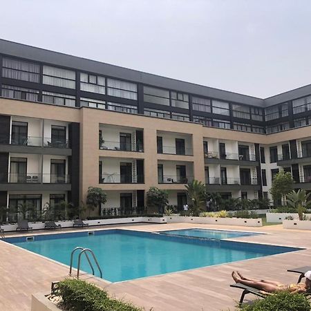 Enjoy Luxury Studio W/Pool @Embassy Gardens Acra Exterior foto